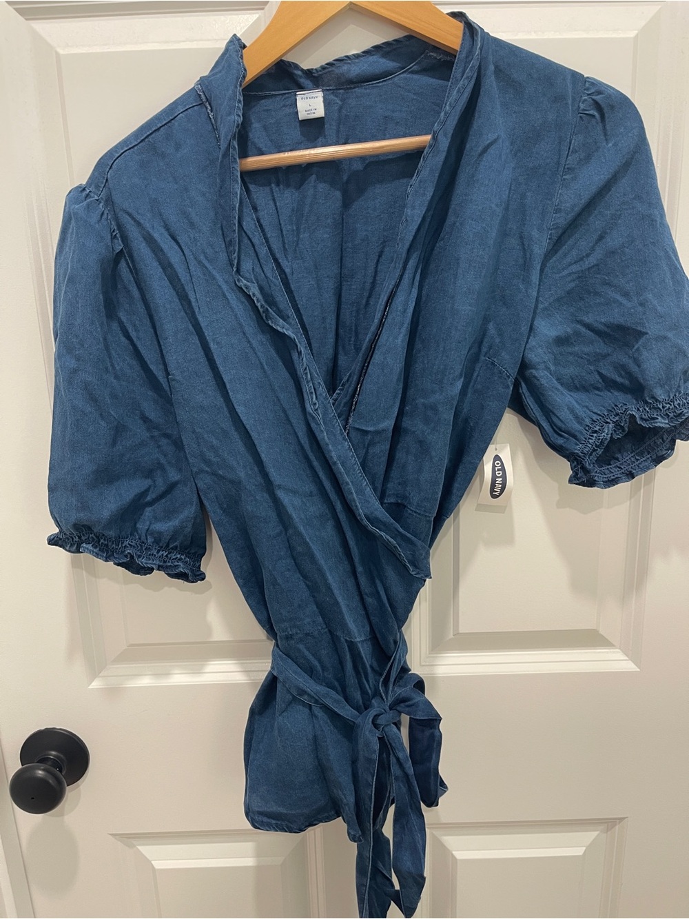 Old Navy Indigo Tie-Front Chambray Top